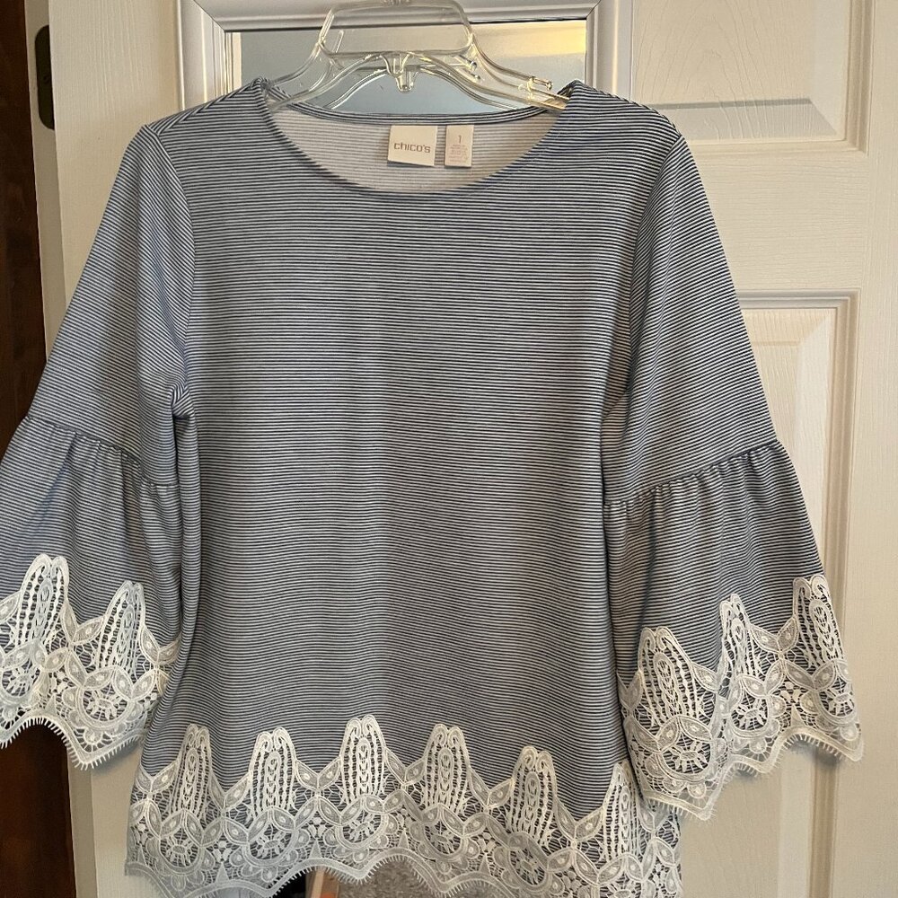 Chicos size 1 beautiful striped top with lace enhancements
